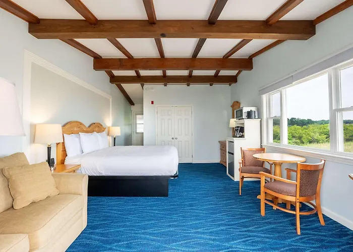 Norseman Resort On The Beach